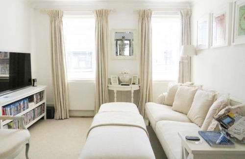 New Forest District Apartment | Beautiful Lymington New Forest Getaway