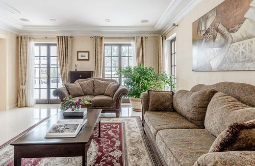 Eldena House | Beautiful modern house with 5 bedrooms