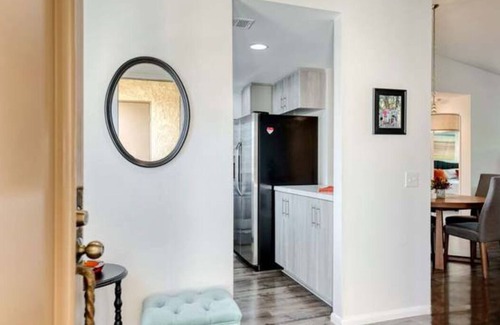 Cathedral City Condo | Beautiful Mountain Views, 2/2 Peaceful fully equipped condo w/3 pools