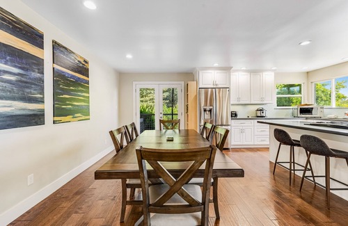 Sebastopol House | Beautiful mountain-view home with a private pool, pool spa, grill