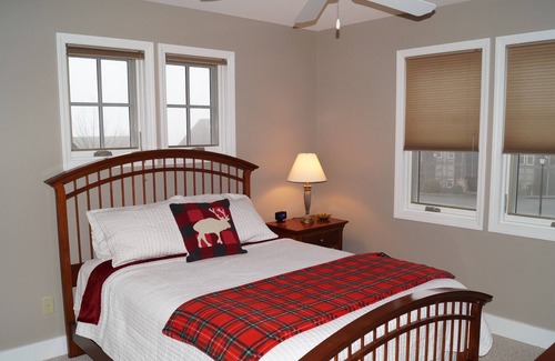 Foscoe Condo | Beautiful mountain-view condo in Boone