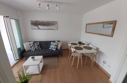 El Francas Apartment | Beautiful new apartment, 200 meters from the beach