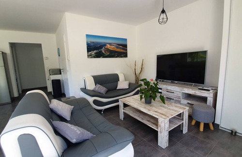 Biscarrosse Villa | Beautiful new villa, quiet, near forest Biscarrosse/6p