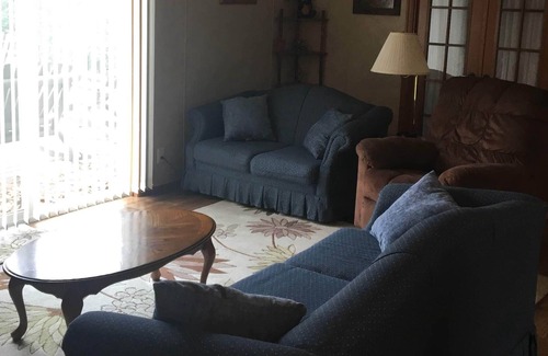 Lake Tomahawk Cabin | Beautiful northwoods getaway on private lake close to snowmobile trails and town