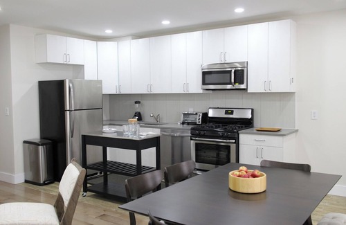 Bedford-Stuyvesant Apartment | Beautiful Oasis in Brooklyn
