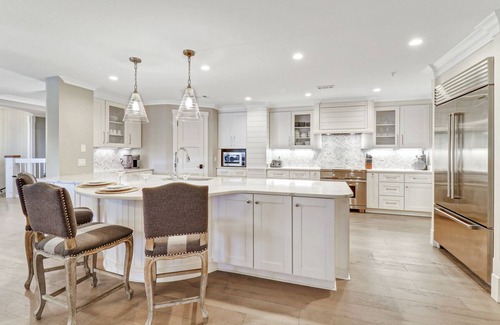 North Forest Beach Villa | Beautiful oceanfront 5 Bedroom villa with pool access & steps from Coligny