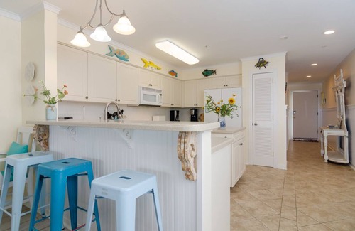 Shell Island Condo | Beautiful oceanfront condo in Ocean Dunes!