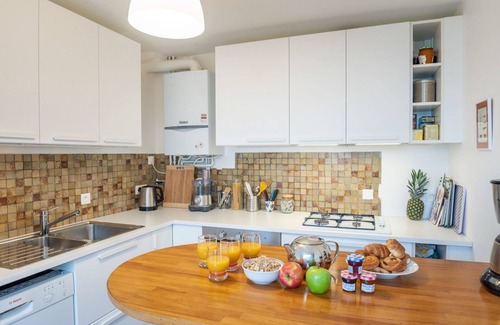 La Trinite-sur-Mer House | Beautiful private villa for 4 people with WIFI, TV and terrace