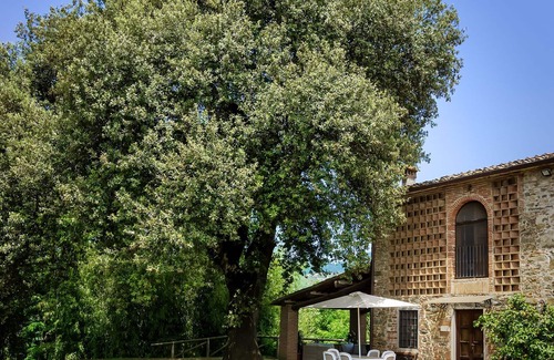 Capannori Villa | Beautiful private villa with private pool, WIFI, A/C, TV, patio and panoramic view, close to Lucca