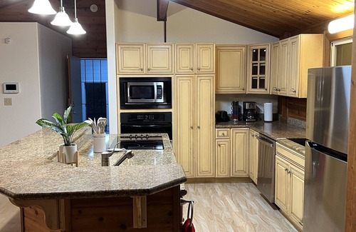 Keaau House | BEAUTIFUL, PEACEFUL & FULLY REMODELED HOME FOR THE PERFECT GETAWAY