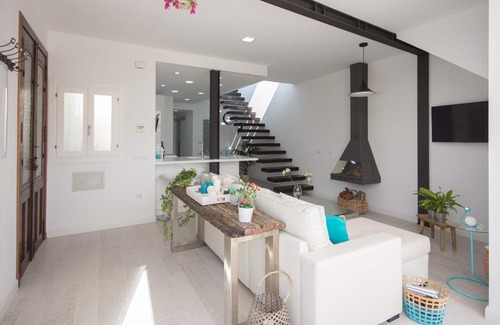La Goleta Apartment | Beautiful penthouse in the old city with stunning terraces and rooftop jacuzi