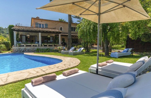 Mancor de la Vall Villa | Beautiful private villa for 8 guests with A/C, private pool, WIFI, TV, patio and panoramic view