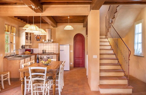 Colle di Compito Villa | Beautiful private villa for 4 guests with private pool, WIFI, A/C, TV and veranda, close to Lucca