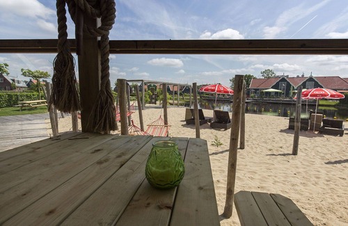 West-Graftdijk House | Beautiful private villa for 10 people with WIFI, pool, TV, terrace and parking
