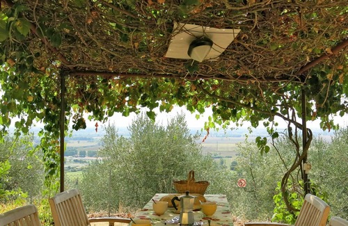 Asciano Pisano Villa | Beautiful private villa for 6 people with TV, patio and parking