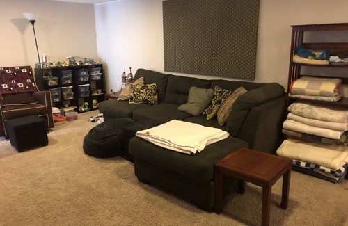 Martin Acres Apartment | Beautiful private 2 bedrooms/1 bathroom near campus