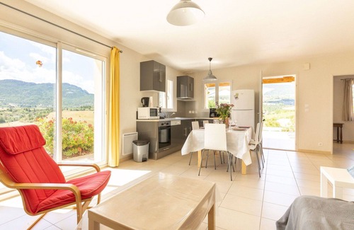 Sainte-Jalle House | Beautiful private villa for 6 people with private pool, WIFI, TV, terrace and pets allowed