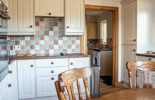Bornesketaig House | Beautiful private villa for 6 guests with TV
