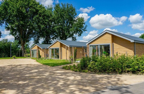 Kaatsheuvel House | Beautiful private villa for 6 guests with pool, WIFI, TV and terrace