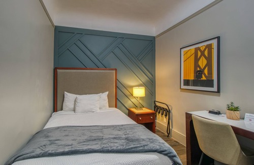 Mid-Market Hotel | Beautiful Private Room - Full Amenities - Boutique Property in Downtown SF