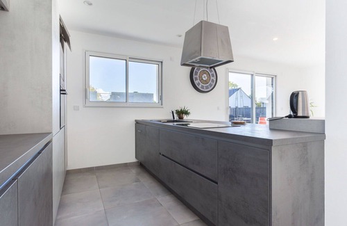 Bolleville House | Beautiful private villa for 10 guests with WIFI, TV, terrace and pets allowed