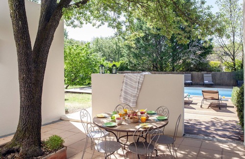 Saignon House | Beautiful private villa for 6 guests with WIFI, private pool, TV, terrace and pets allowed