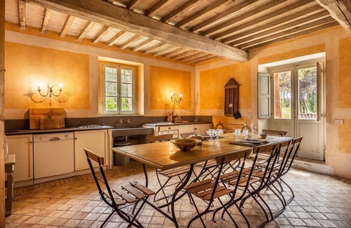 Camigliano Villa | Beautiful private villa for 16 people with private pool, A/C, WIFI, TV and panoramic view
