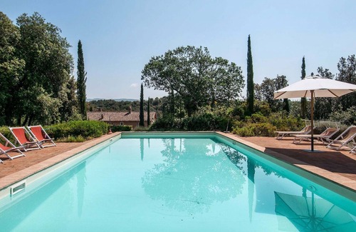 Camigliano Villa | Beautiful private villa for 16 people with private pool, A/C, WIFI, TV and panoramic view