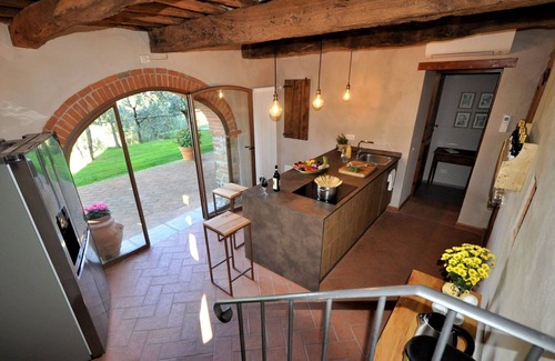 Montegonzi Villa | Beautiful private villa for 10 people with private pool, WIFI, A/C, TV, veranda and panoramic view