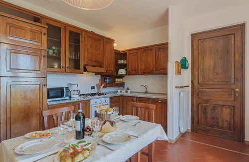 Montignoso House | Beautiful private villa for 4 people with WIFI, TV and patio