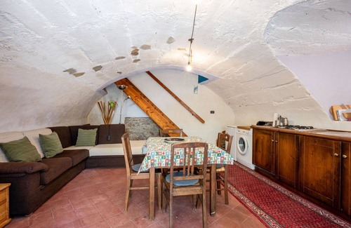 Roccabruna House | Beautiful private villa for 4 guests with WIFI, TV and patio