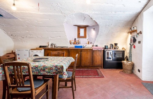Roccabruna House | Beautiful private villa for 4 guests with WIFI, TV and patio