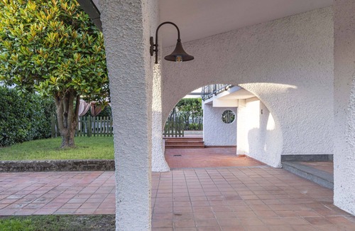 San Donato Villa | Beautiful private villa for 15 people with hot tub, private pool, WIFI, TV and patio