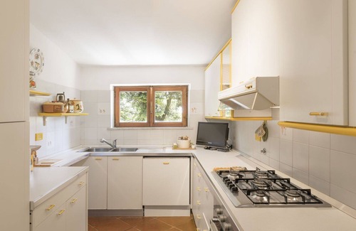 Allumiere House | Beautiful private villa for 7 guests with WIFI, TV, terrace and pets allowed