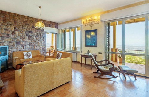 Corsanico House | Beautiful private villa for 7 guests with WIFI, private pool, TV, patio, panoramic view and park.