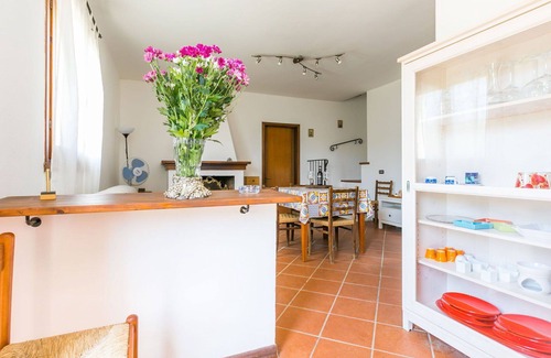Scandicci Villa | Beautiful private villa for 4 guests with WIFI, TV, patio, pets allowed and panoramic view