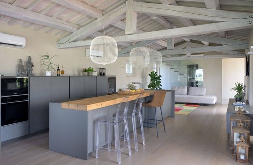 Ferretto Villa | Beautiful private villa for 6 guests with sauna, A/C, private pool, TV and patio, close to Cortona