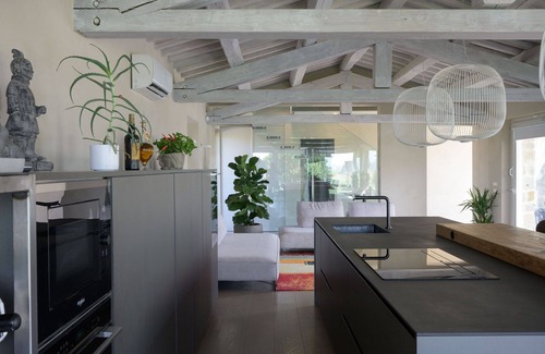 Ferretto Villa | Beautiful private villa for 6 guests with sauna, A/C, private pool, TV and patio, close to Cortona