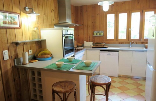 Le Porge House | Beautiful private villa for 6 people with A/C, WIFI, private pool, TV and patio