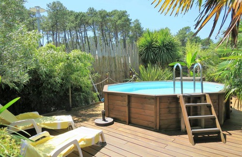 Le Porge House | Beautiful private villa for 6 people with A/C, WIFI, private pool, TV and patio
