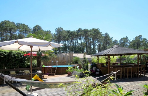Le Porge House | Beautiful private villa for 6 people with A/C, WIFI, private pool, TV and patio