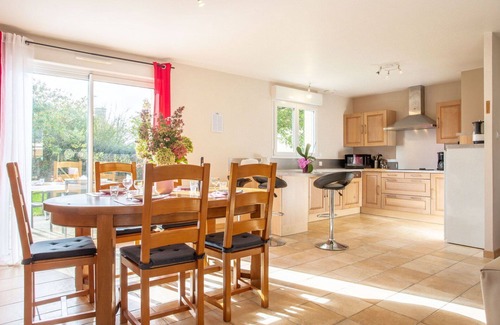 Portbail House | Beautiful private villa for 4 guests with WIFI, TV, terrace and pets allowed