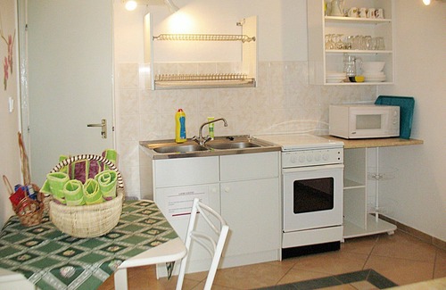 Balatonalmadi House | Beautiful private villa with WIFI, private pool, A/C, TV, terrace, pets allowed and parking