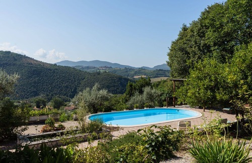 Salisano Villa | Beautiful private villa for 8 guests with WIFI, private pool, TV and patio
