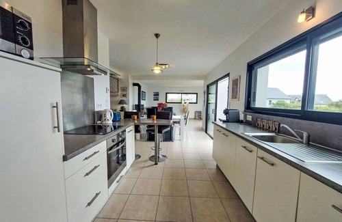 Saint-Nic House | Beautiful private villa for 6 people with WIFI, TV, terrace and pets allowed