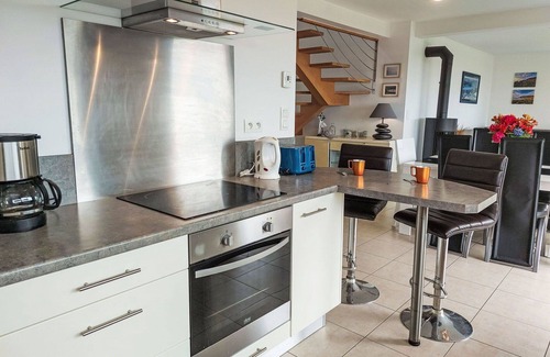 Saint-Nic House | Beautiful private villa for 6 people with WIFI, TV, terrace and pets allowed