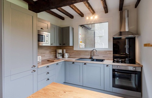 Touques Villa | Beautiful private villa for 9 guests with WIFI, TV, terrace and pets allowed