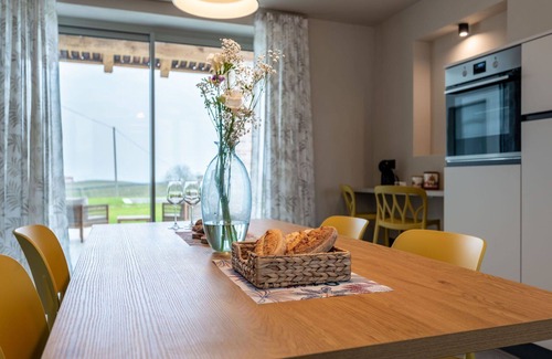 Novello House | Beautiful private villa for 10 guests with WIFI, A/C, private pool, terrace and panoramic view
