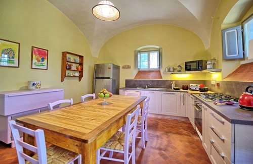 Le Piazze Villa | Beautiful private villa with A/C, private pool, WIFI, TV and panoramic view, close to Arezzo