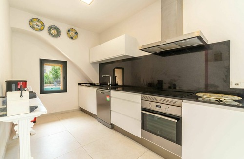 Alaro Villa | Beautiful private villa for 12 people with WIFI, private pool, A/C, TV and terrace